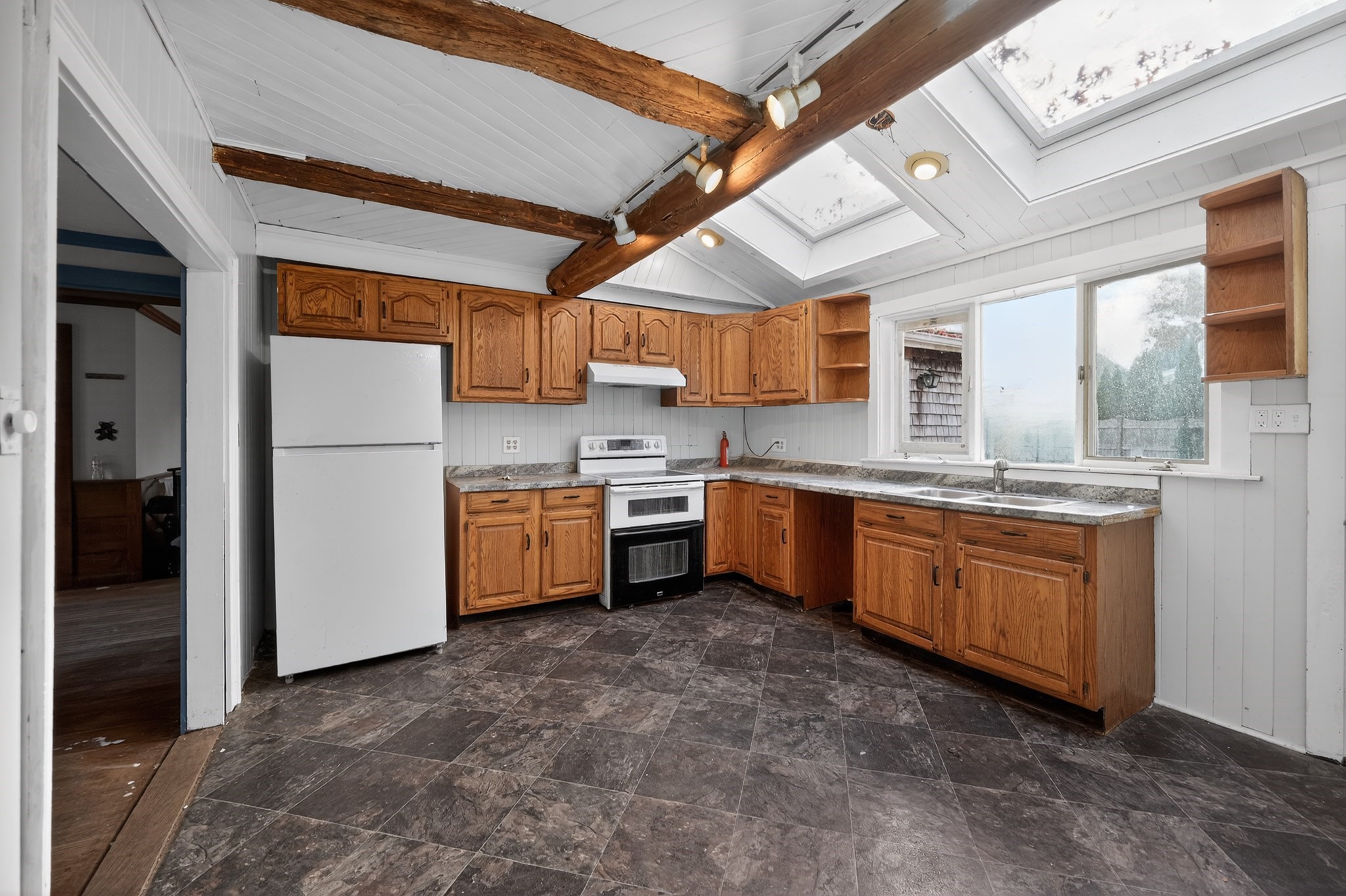 40 Golf Street, Dartmouth, MA 02747 - Image 12