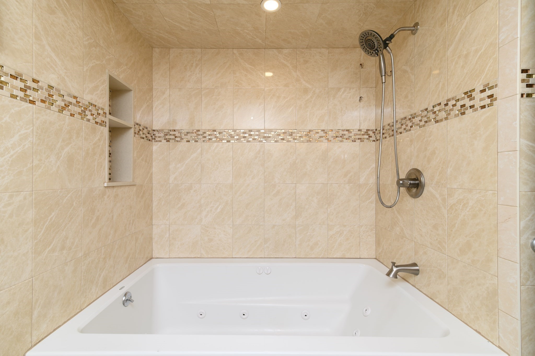 92 Mercury St, Weymouth, MA 02188 - Image 15