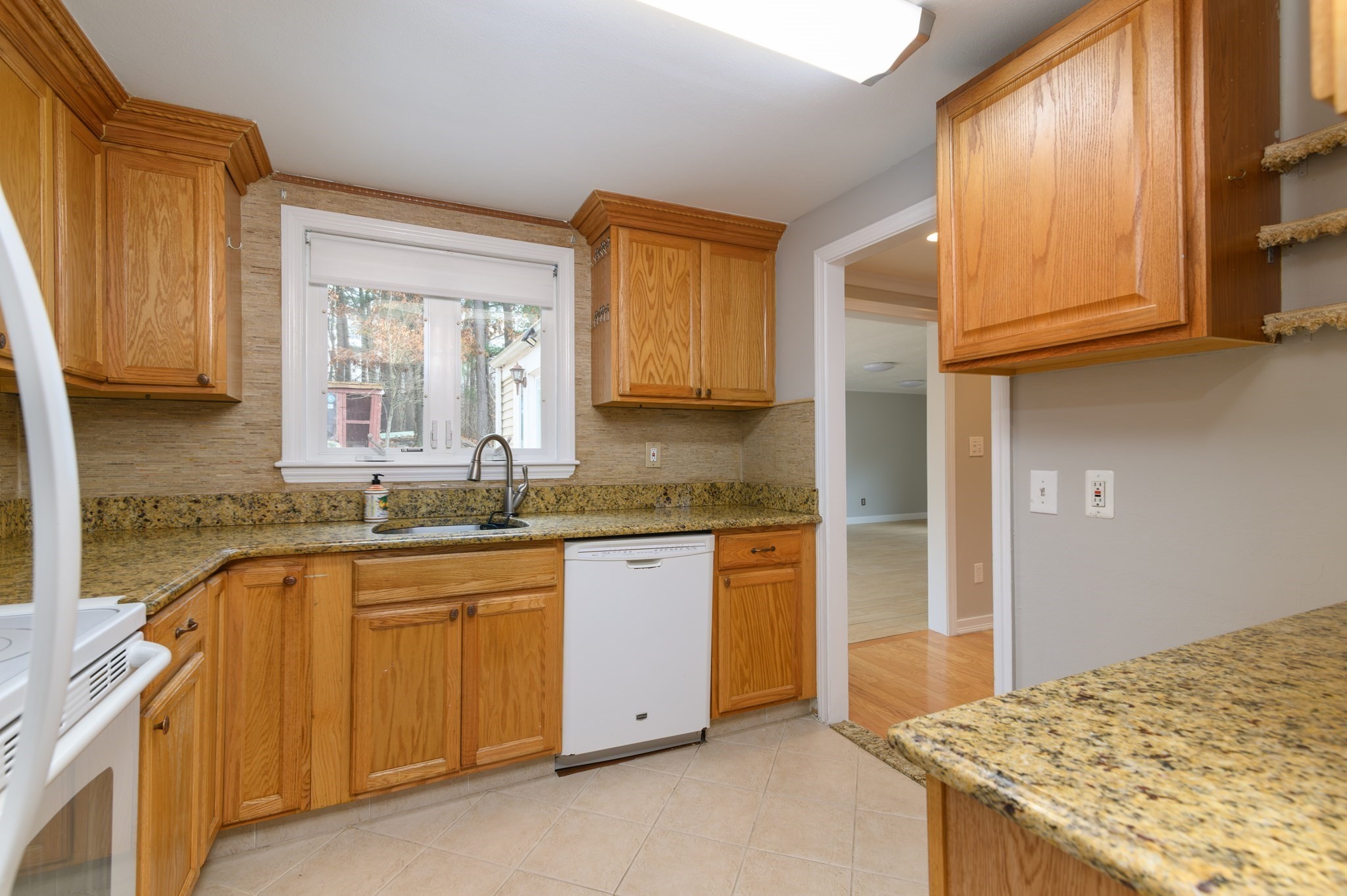 92 Mercury St, Weymouth, MA 02188 - Image 8