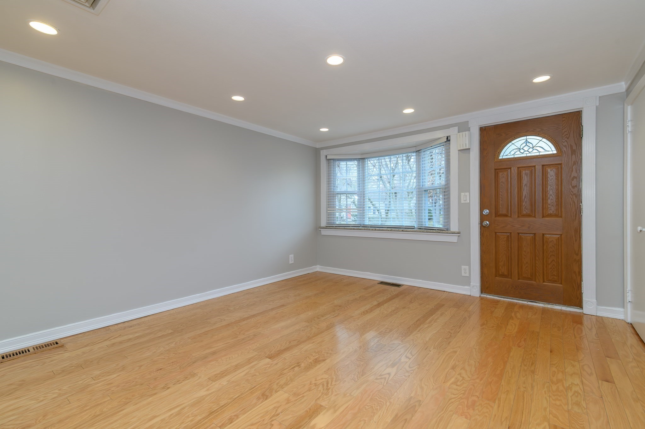 92 Mercury St, Weymouth, MA 02188 - Image 9
