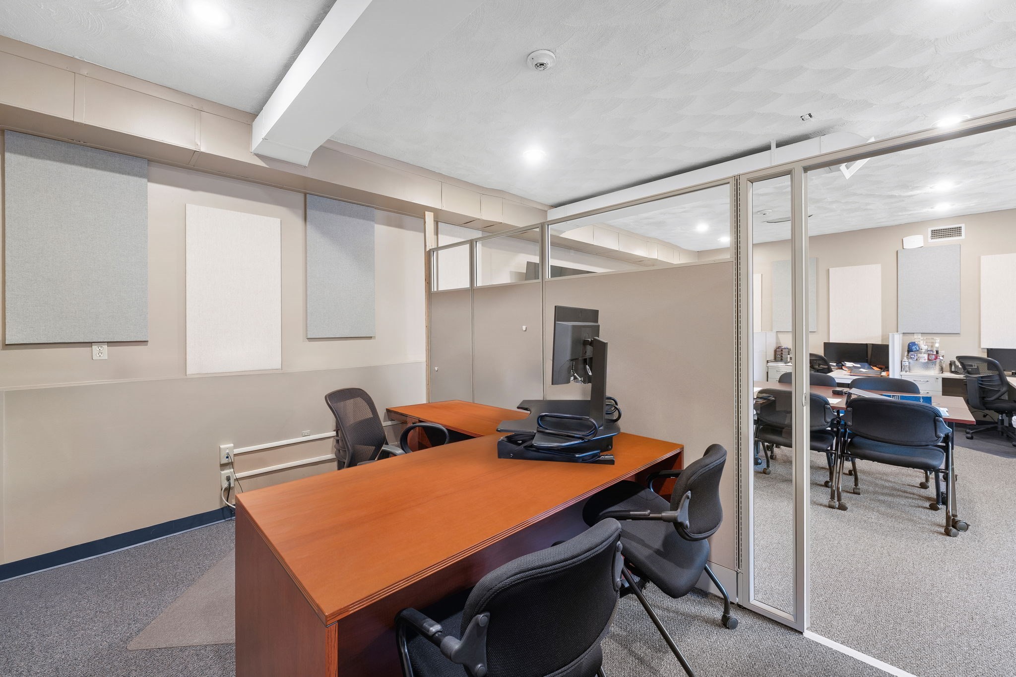 150 Burnside St, Cranston, RI 02910 - Image 25