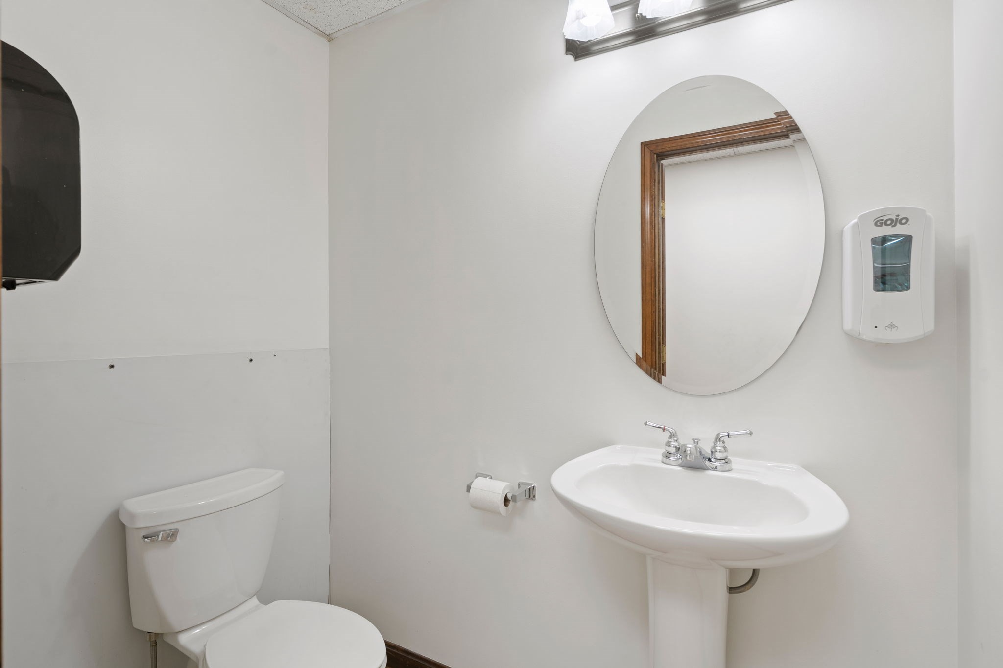 150 Burnside St, Cranston, RI 02910 - Image 32