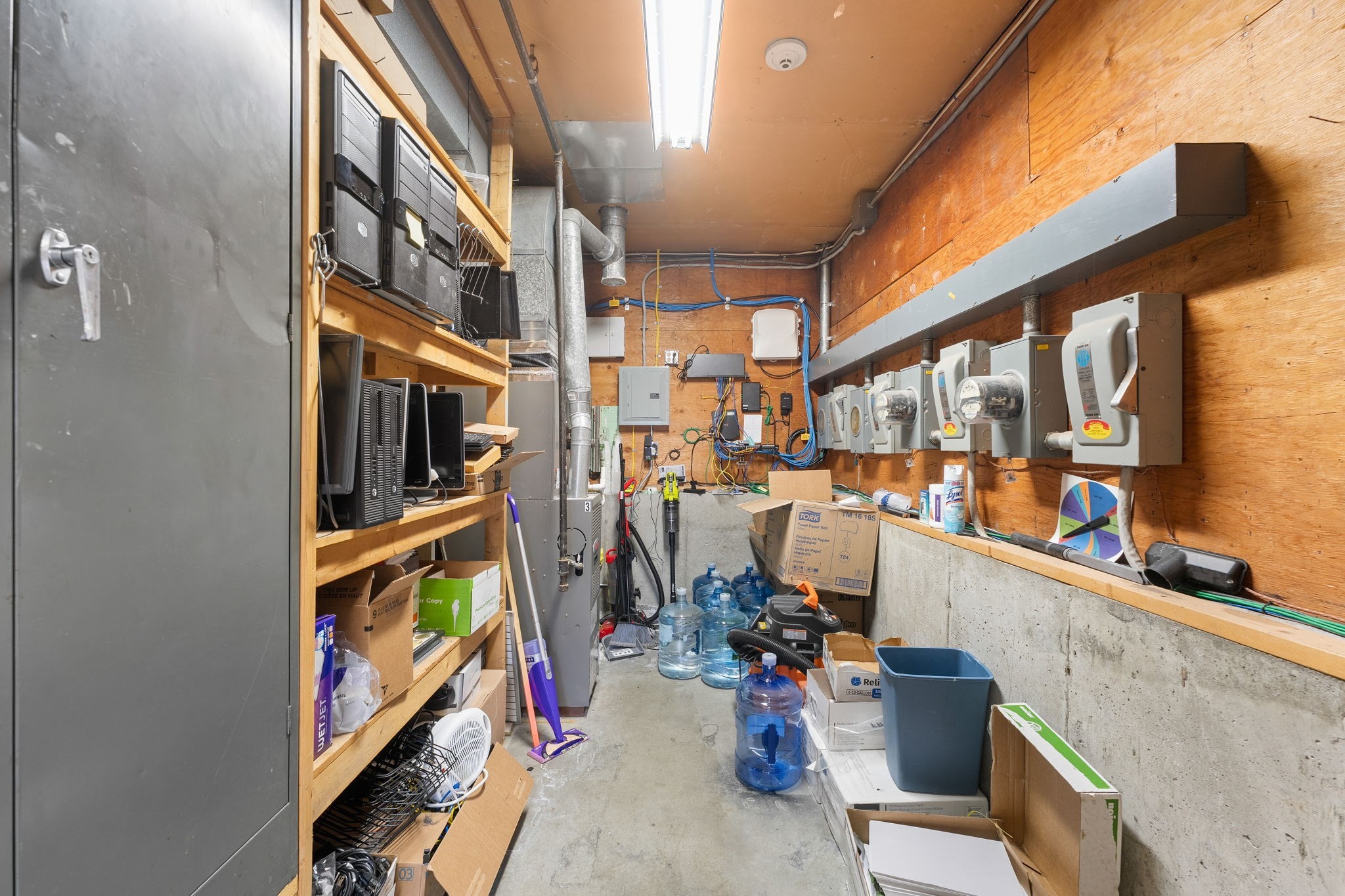 150 Burnside St, Cranston, RI 02910 - Image 36