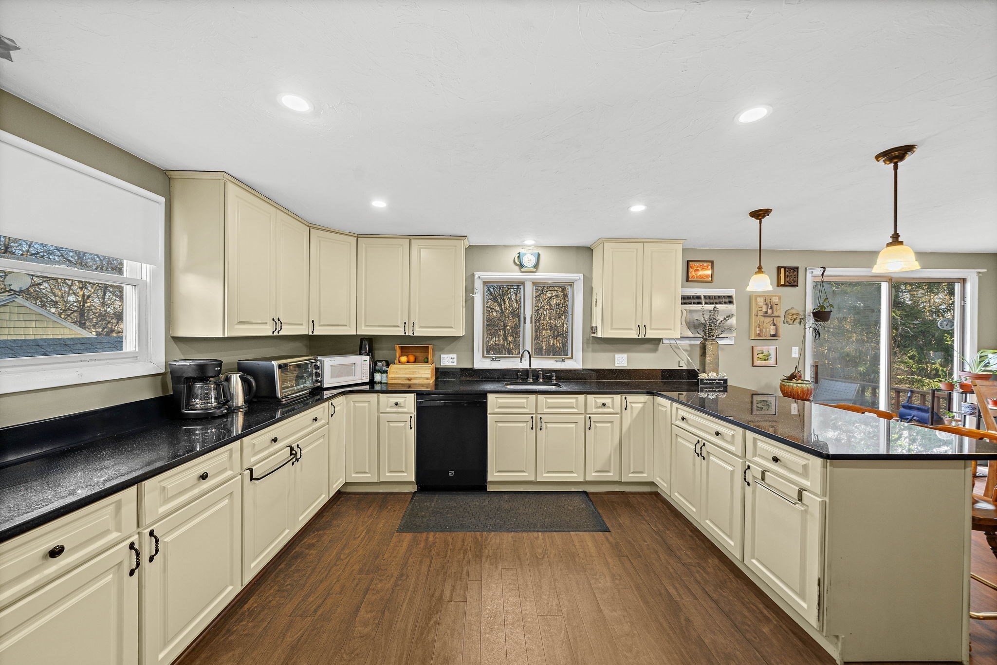 17 Wright Street, Woburn, MA 01801 - Image 16