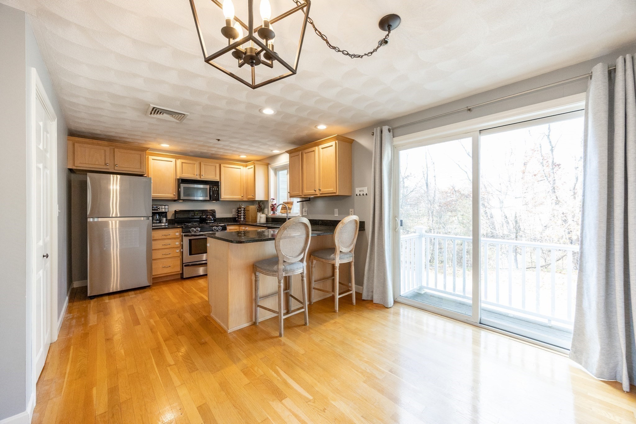 11 Endicott Unit 3, Peabody, MA 01960 - Image 8