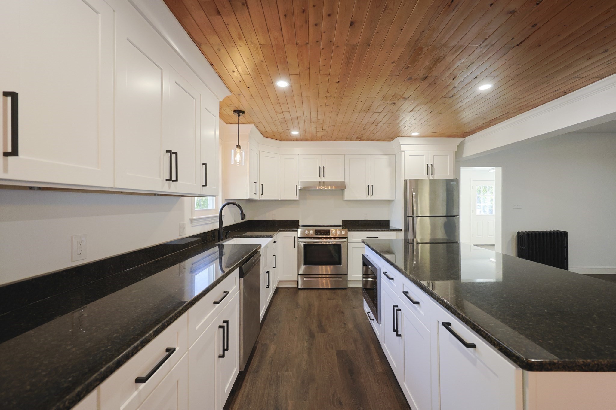 21 Irving St, Bellingham, MA 02019 - Image 12