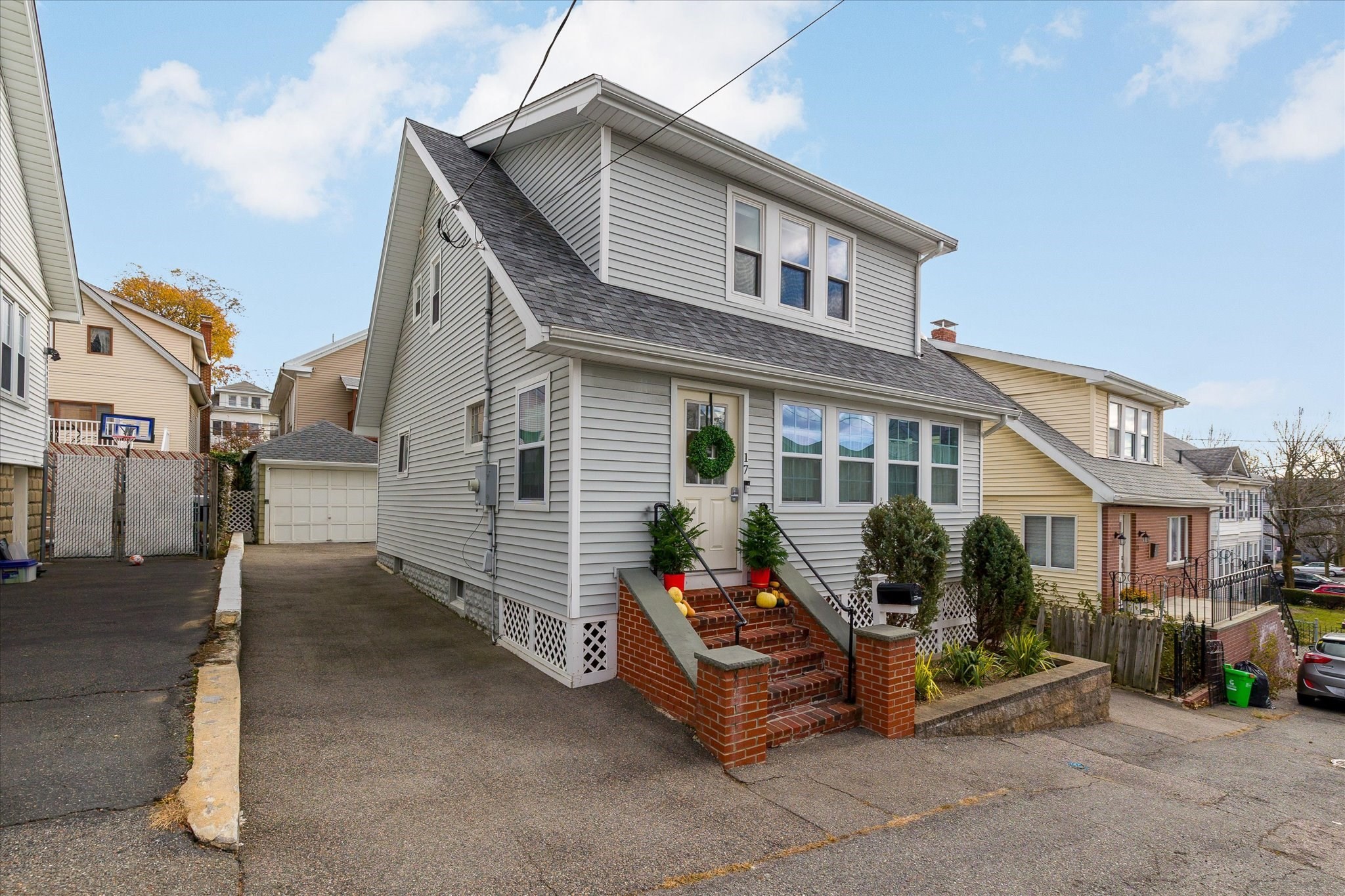 17 Raymond St, Medford, MA 02155 - Image 3