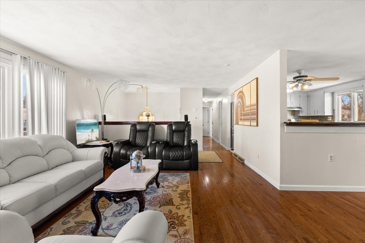 30 Hemlock Ter, Randolph, MA 02368 - Image 3