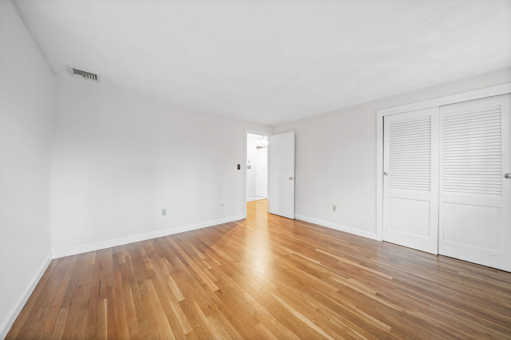 7 Surrey Ln, Canton, MA 02021 - Image 17