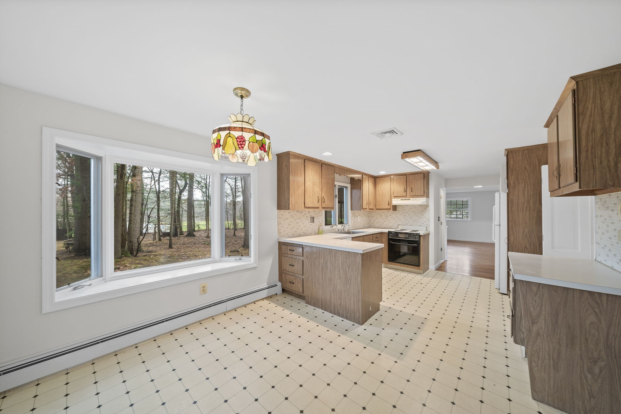 7 Surrey Ln, Canton, MA 02021 - Image 3