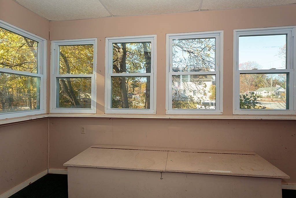 28 Sprague Ave, Chelmsford, MA 01824 - Image 3