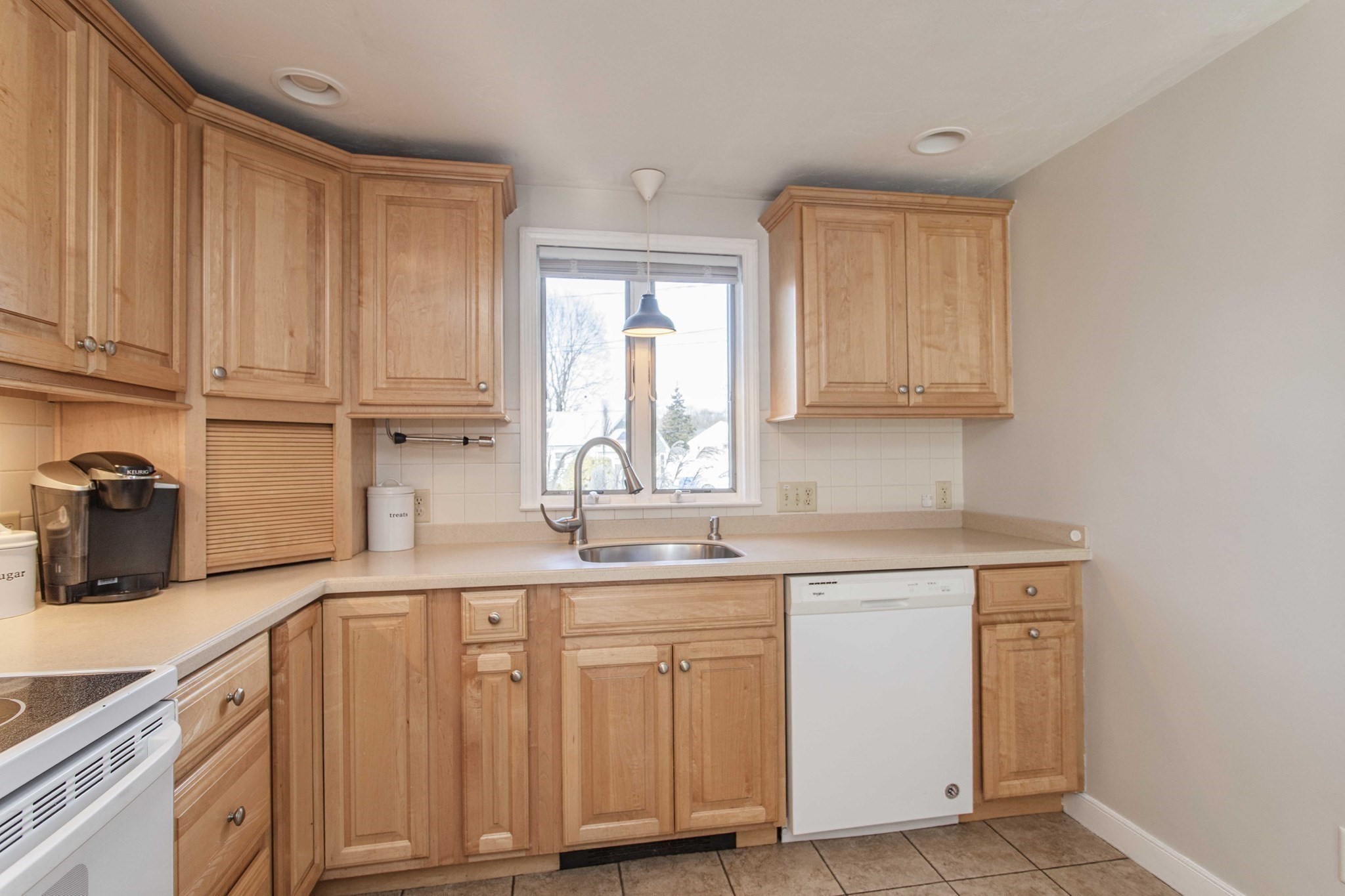 28 Nevens Circle, Rockland, MA 02370 - Image 11