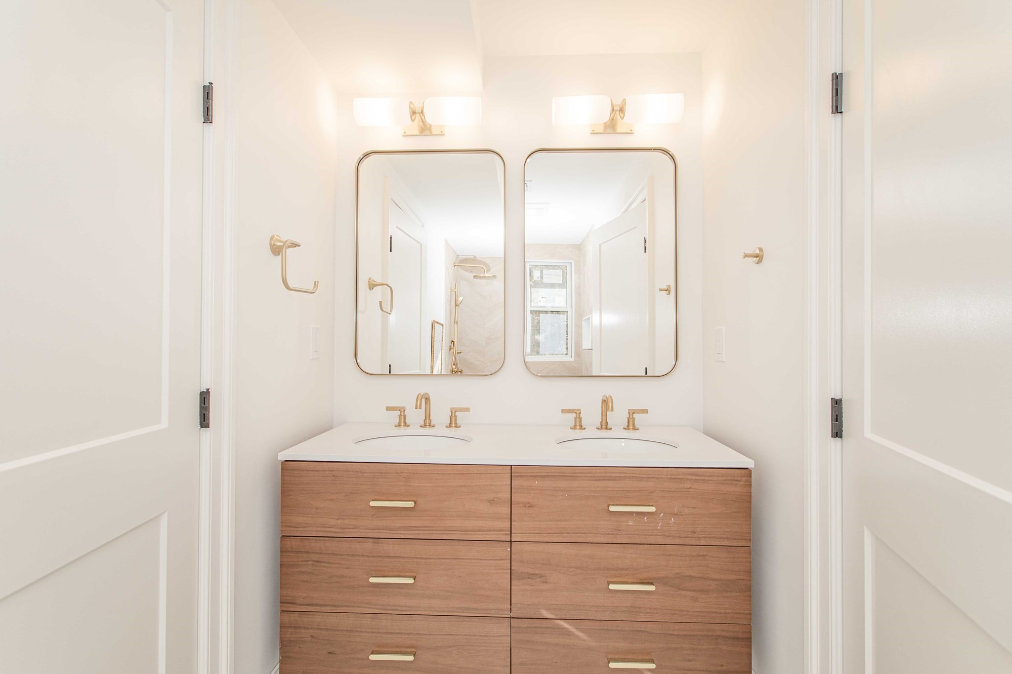 123 Mount Vernon Street, Newton, MA 02465 - Image 24