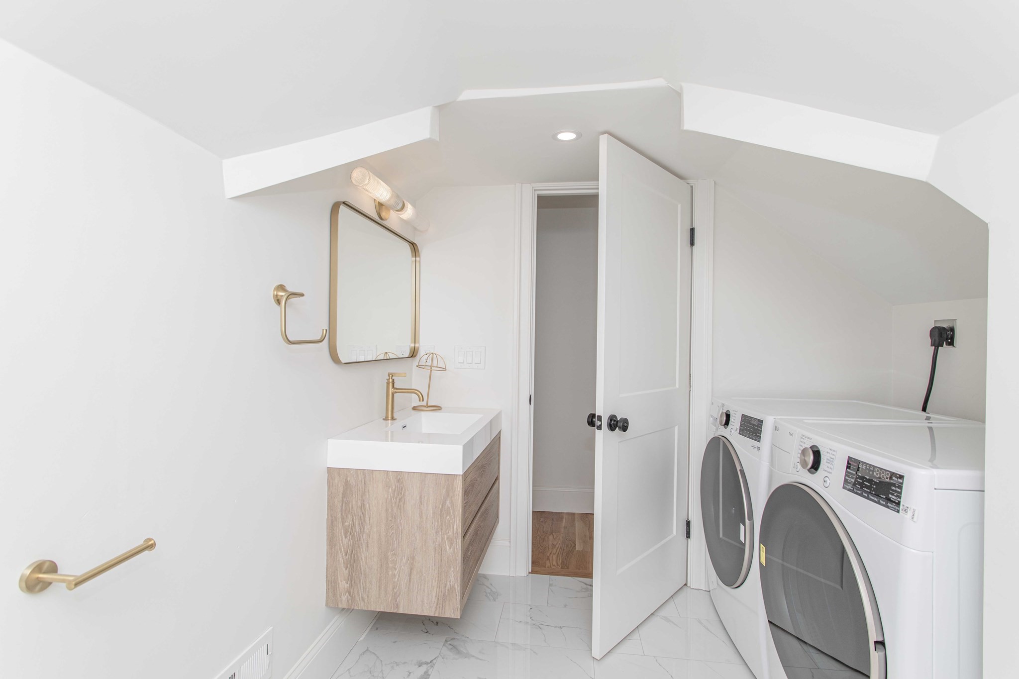 123 Mount Vernon Street, Newton, MA 02465 - Image 33