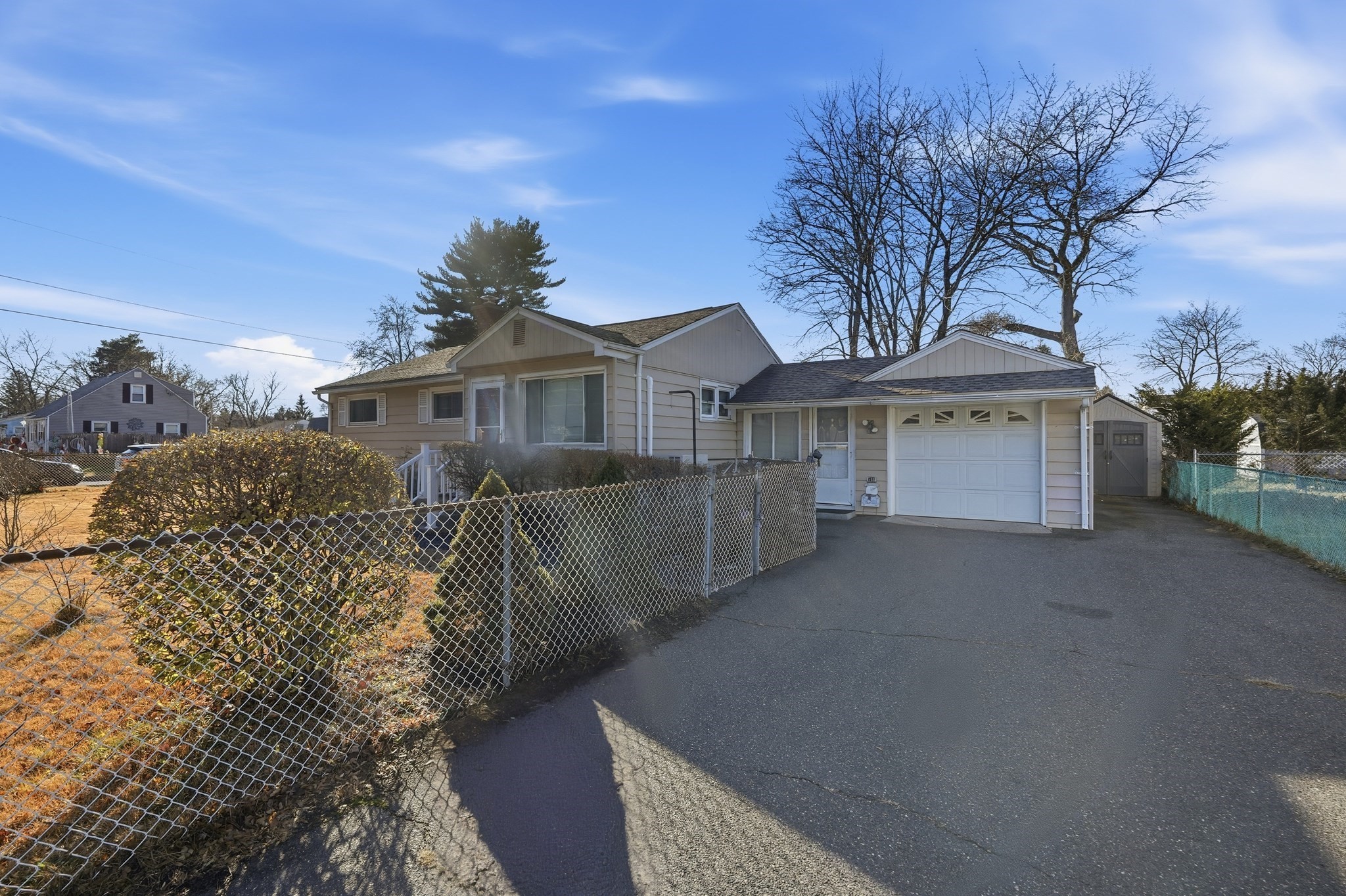 744 Bradley Rd, Springfield, MA 01109 - Image 2