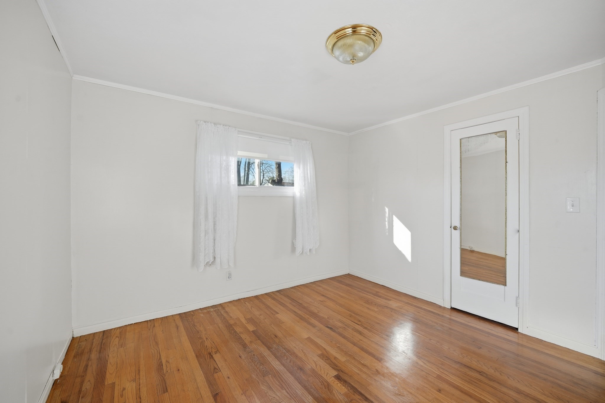 744 Bradley Rd, Springfield, MA 01109 - Image 16