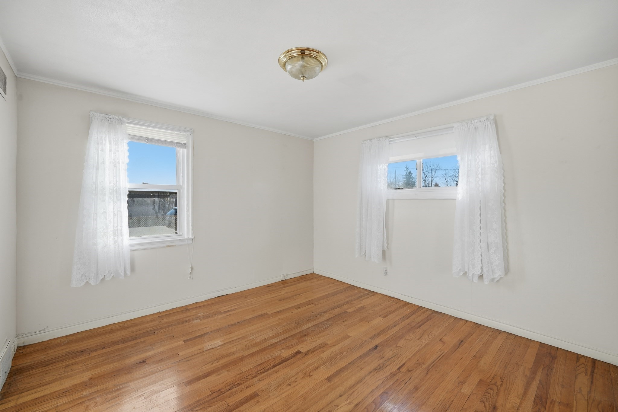 744 Bradley Rd, Springfield, MA 01109 - Image 17