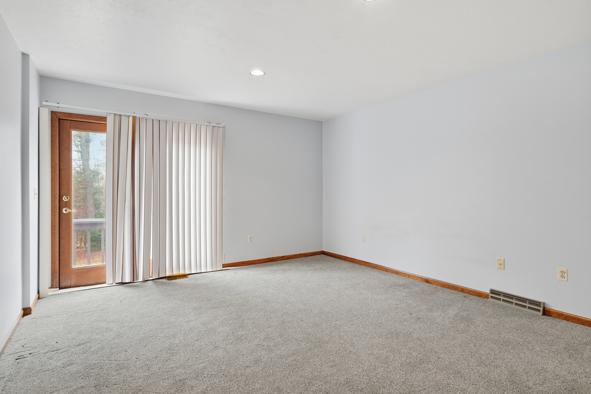 140 Waverly Rd, Ludlow, MA 01056 - Image 24