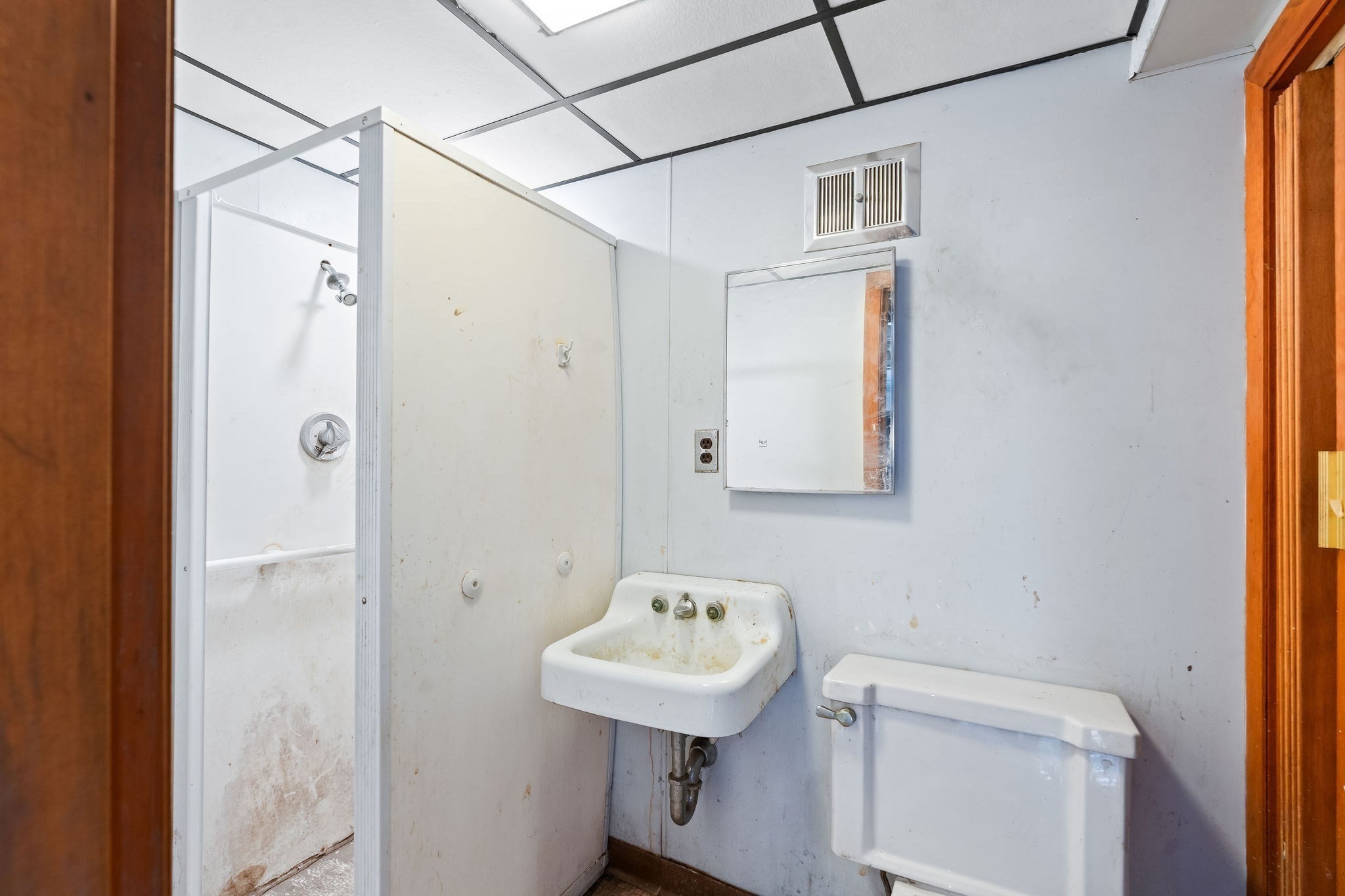 58 Oliver Street, Fitchburg, MA 01420 - Image 31