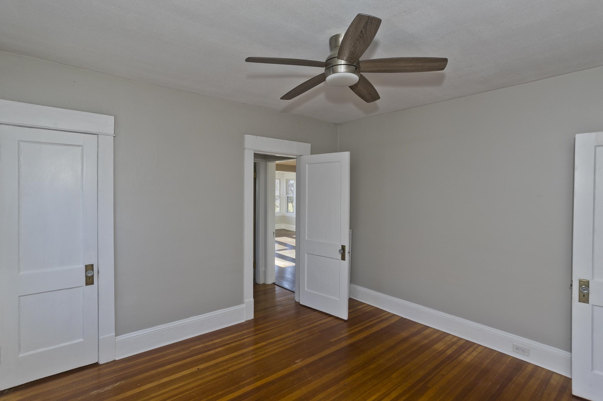 443 Beech St, Holyoke, MA 01040 - Image 12