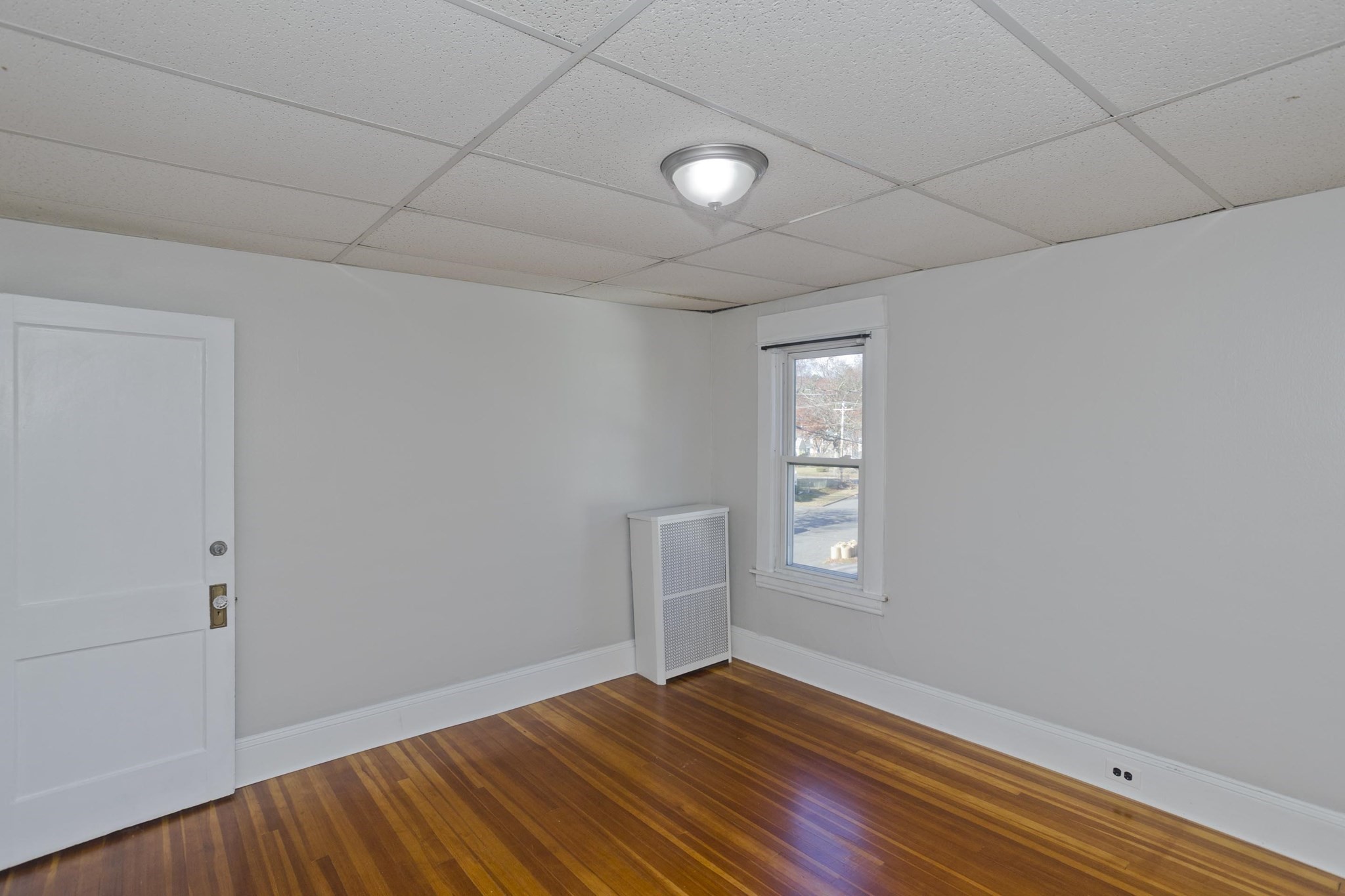 443 Beech St, Holyoke, MA 01040 - Image 31
