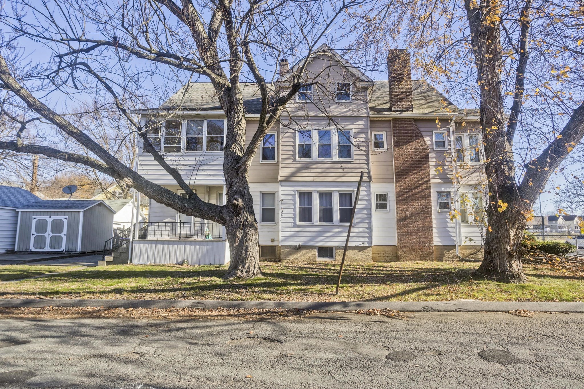 443 Beech St, Holyoke, MA 01040 - Image 38