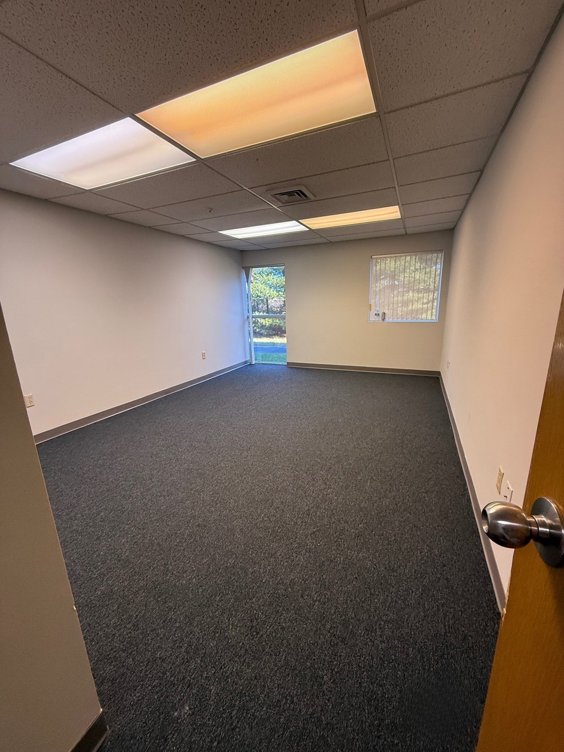 10 River Rd Unit 102-D, Uxbridge, MA 01569 - Image 2