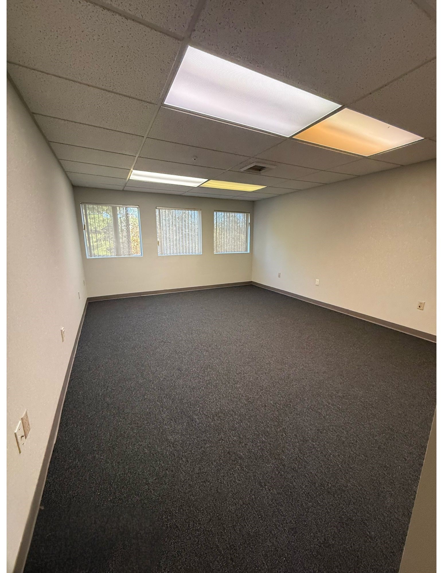 10 River Rd Unit 102-C, Uxbridge, MA 01569 - Image 2