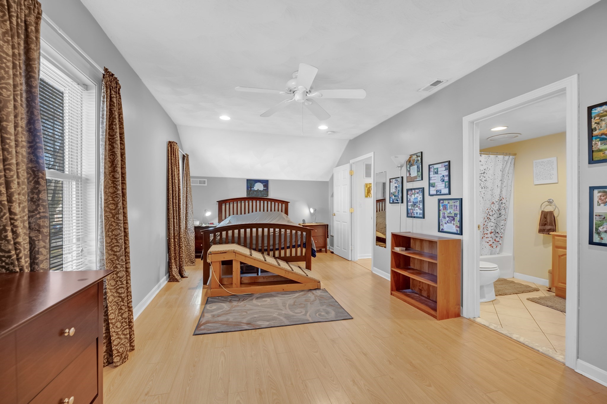 1572 Bridge St, Dracut, MA 01826 - Image 17