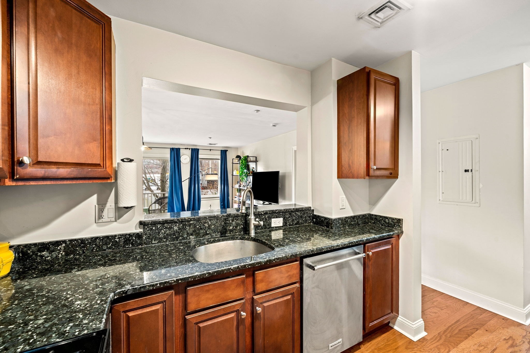11 Cheriton Rd Unit 102, West Roxbury, Boston, MA 02132 - Image 11
