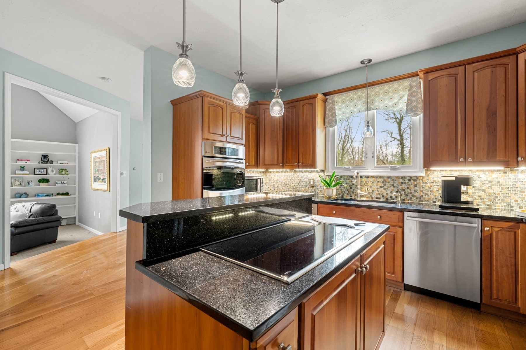 20 Herrick Dr, Milton, MA 02186 - Image 9