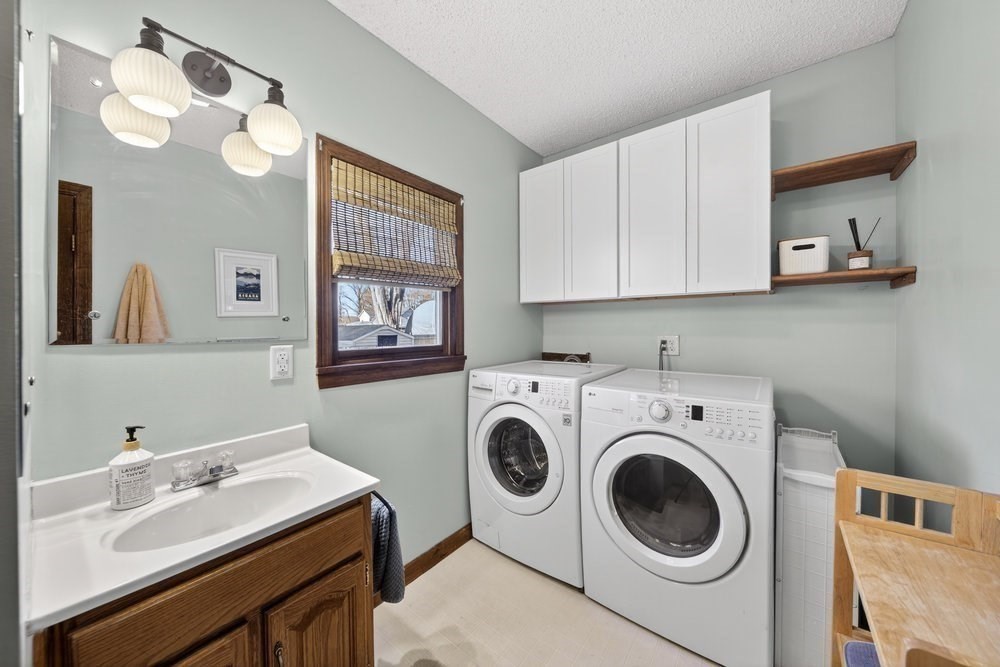 5 Marion St, South Hadley, MA 01075 - Image 17