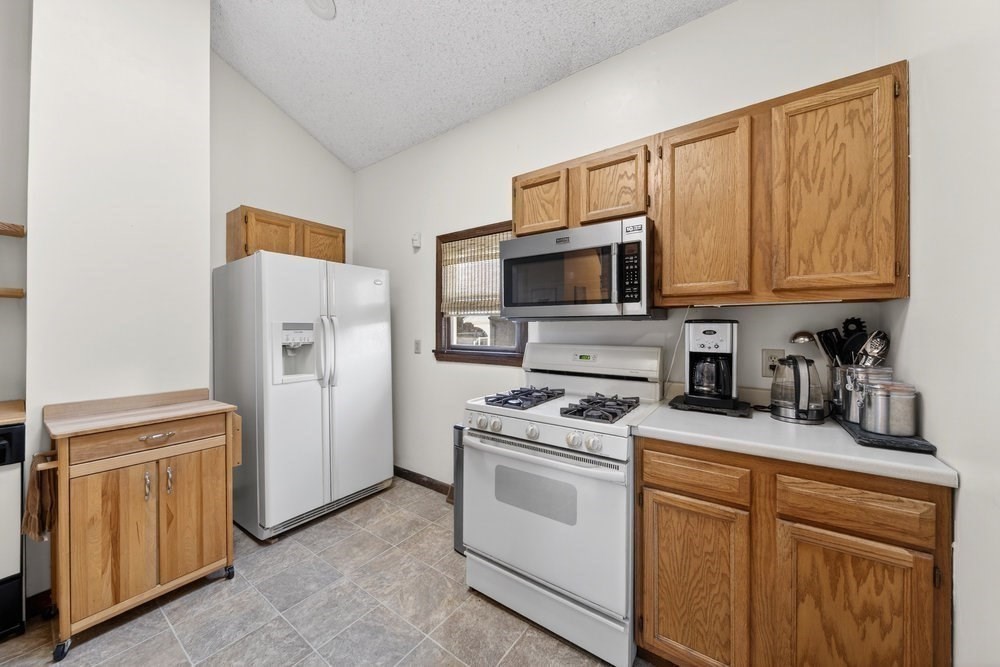 5 Marion St, South Hadley, MA 01075 - Image 10