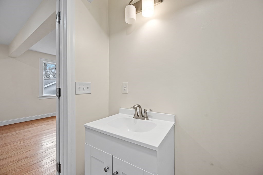 10 Beale Street, Worcester, MA 01606 - Image 27