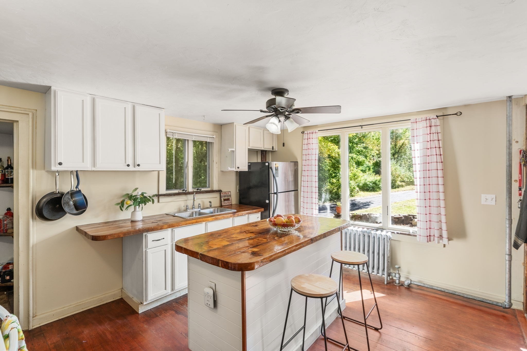 16 Summit Ave, Sturbridge, MA 01518 - Image 11