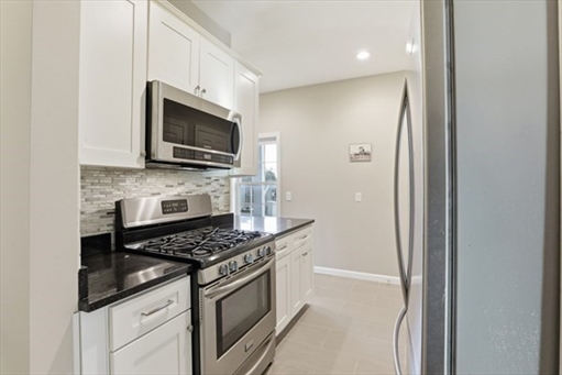 9 Montgomery Ave, Apt 1