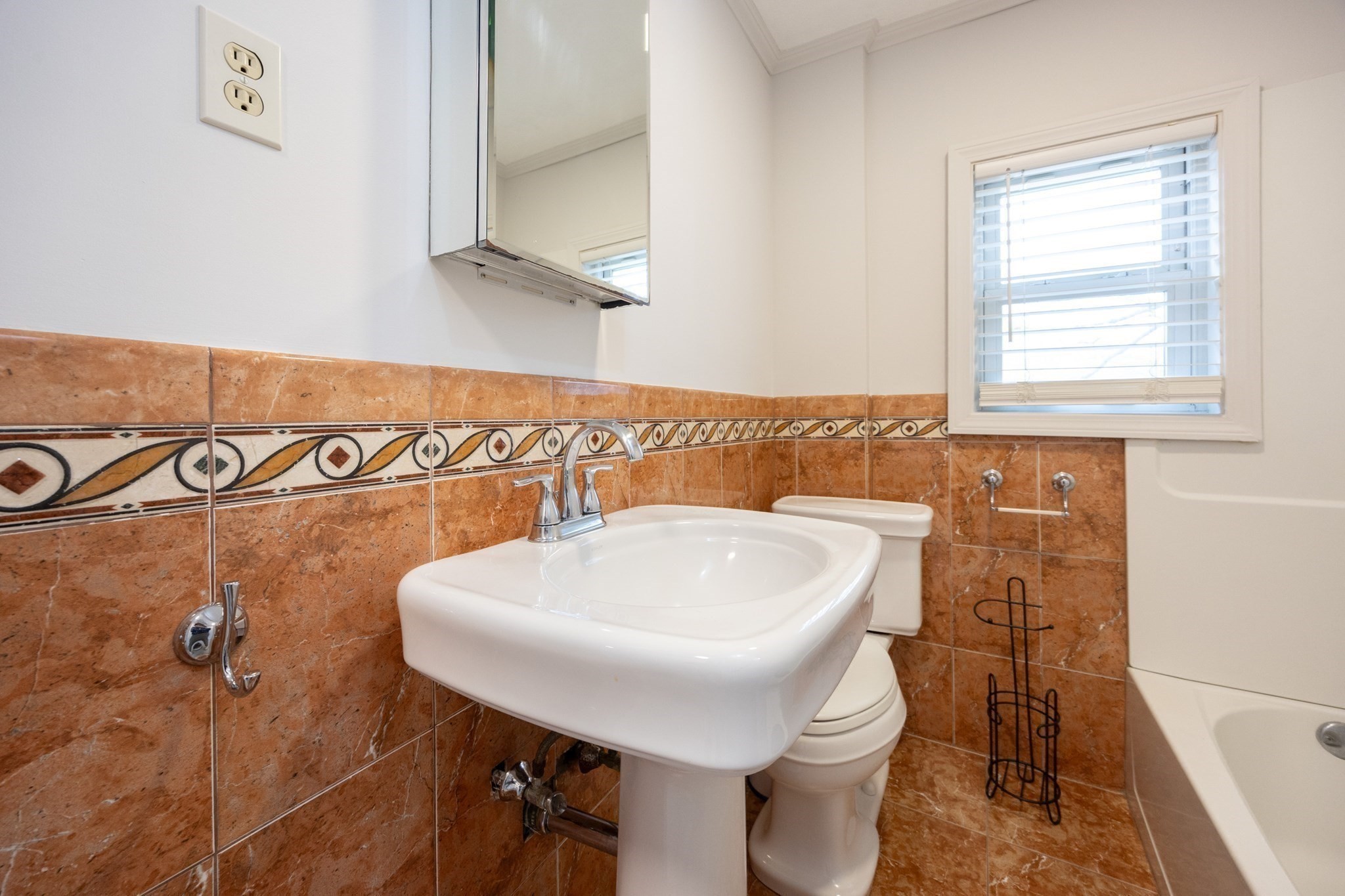 27 Grant Street, Milford, MA 01757 - Image 27