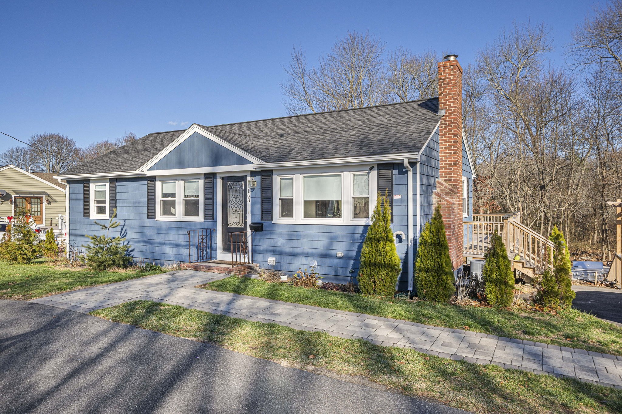 163 Pearl St, Stoughton, MA 02072