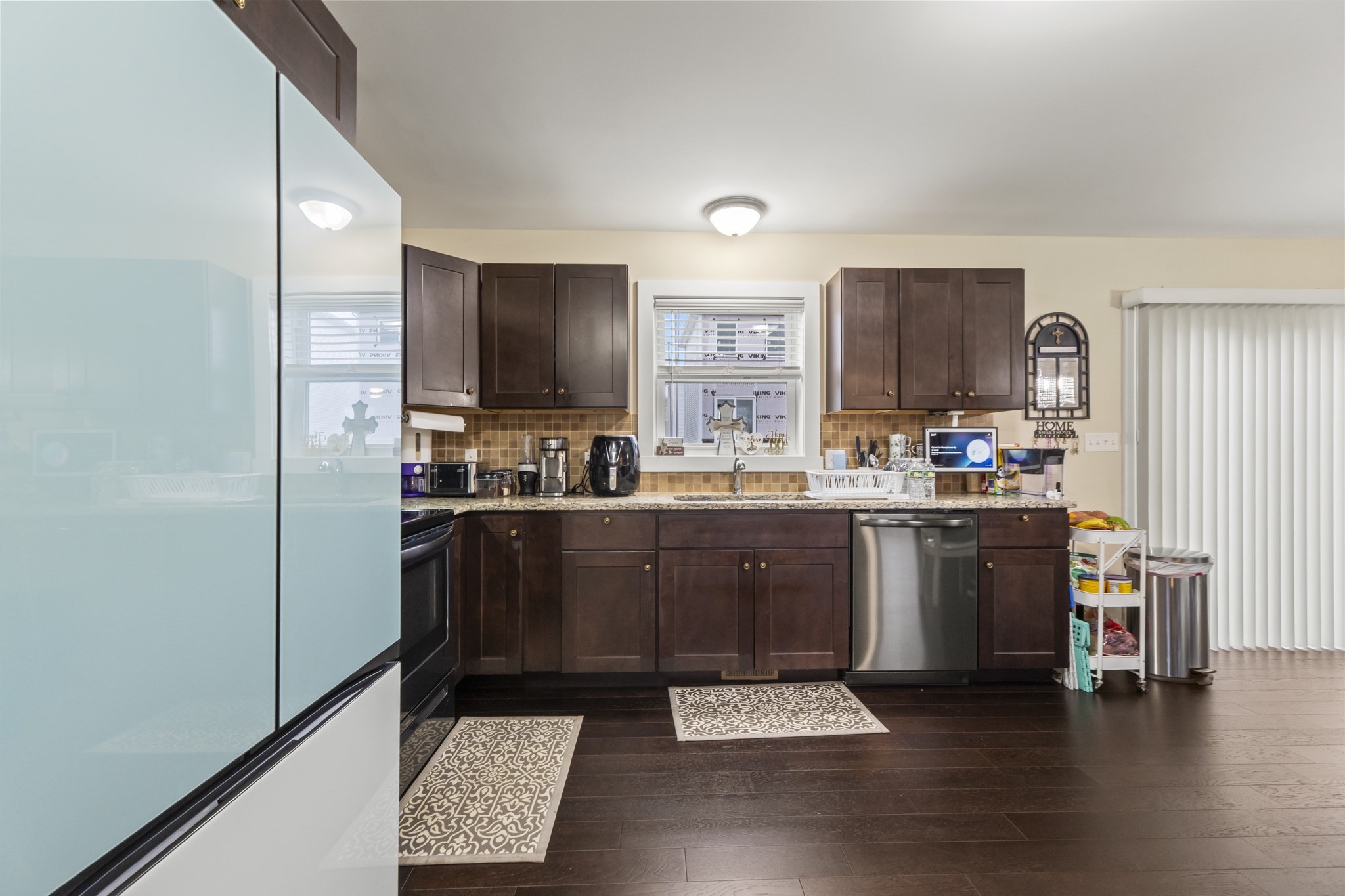 302 Oak Grove Avenue, Fall River, MA 02723 - Image 9