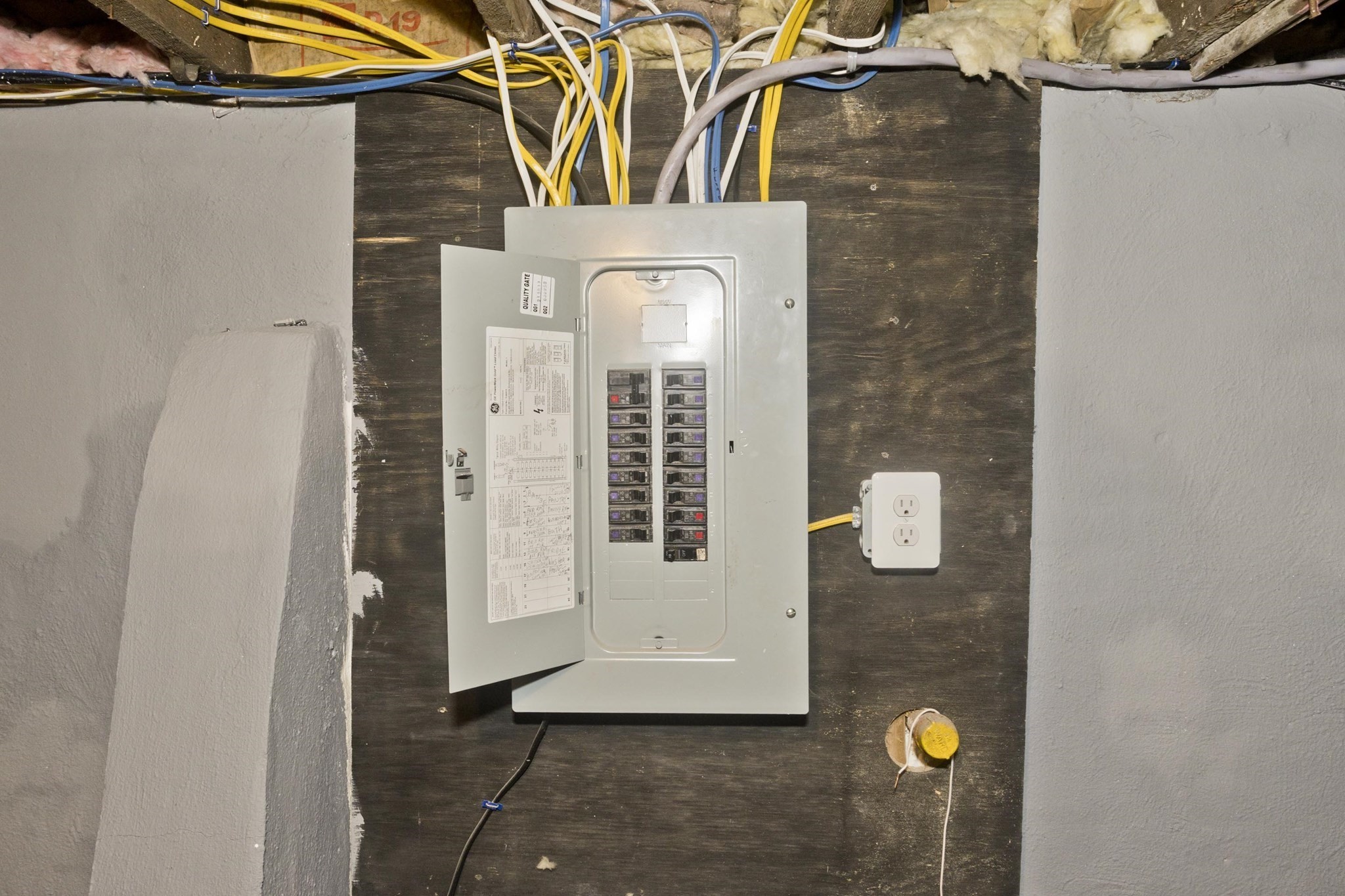 19 Quincy St, Springfield, MA 01109 - Image 33