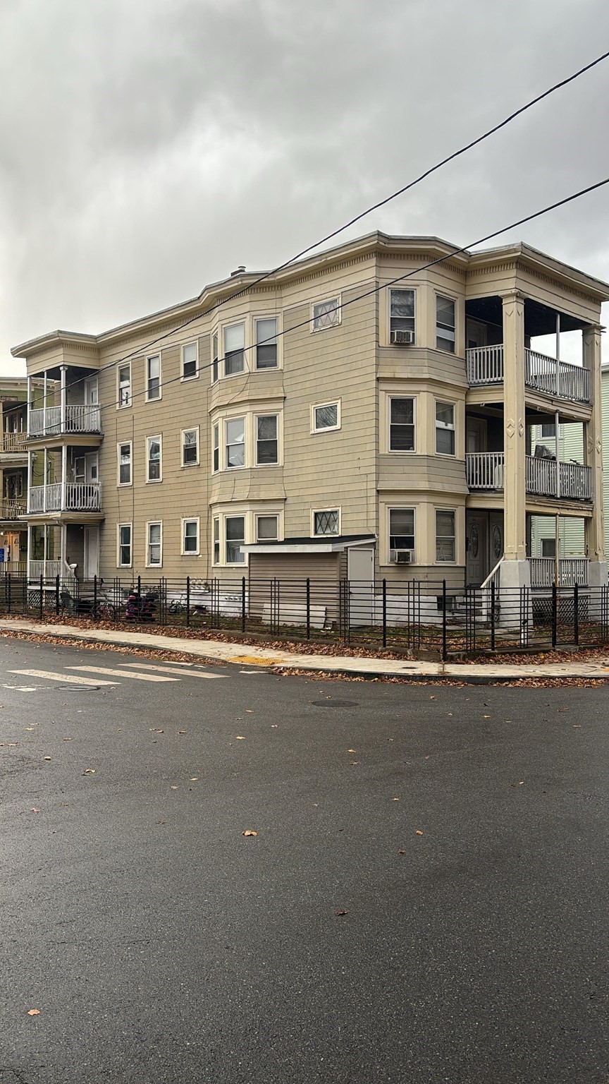 77 Shawsheen Rd, Lawrence, MA 01843 - Image 2