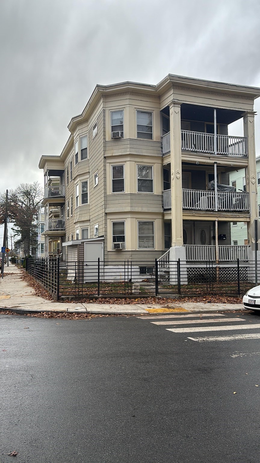 77 Shawsheen Rd, Lawrence, MA 01843 - Image 3