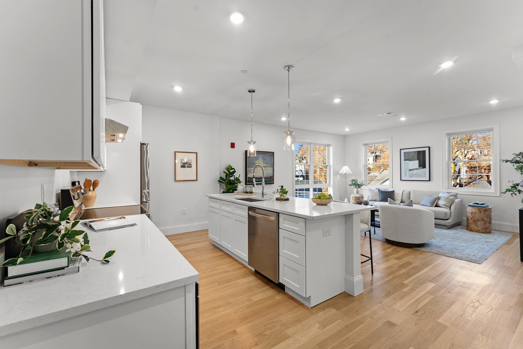 272 Lincoln St Unit 301, Marlborough, MA 01752