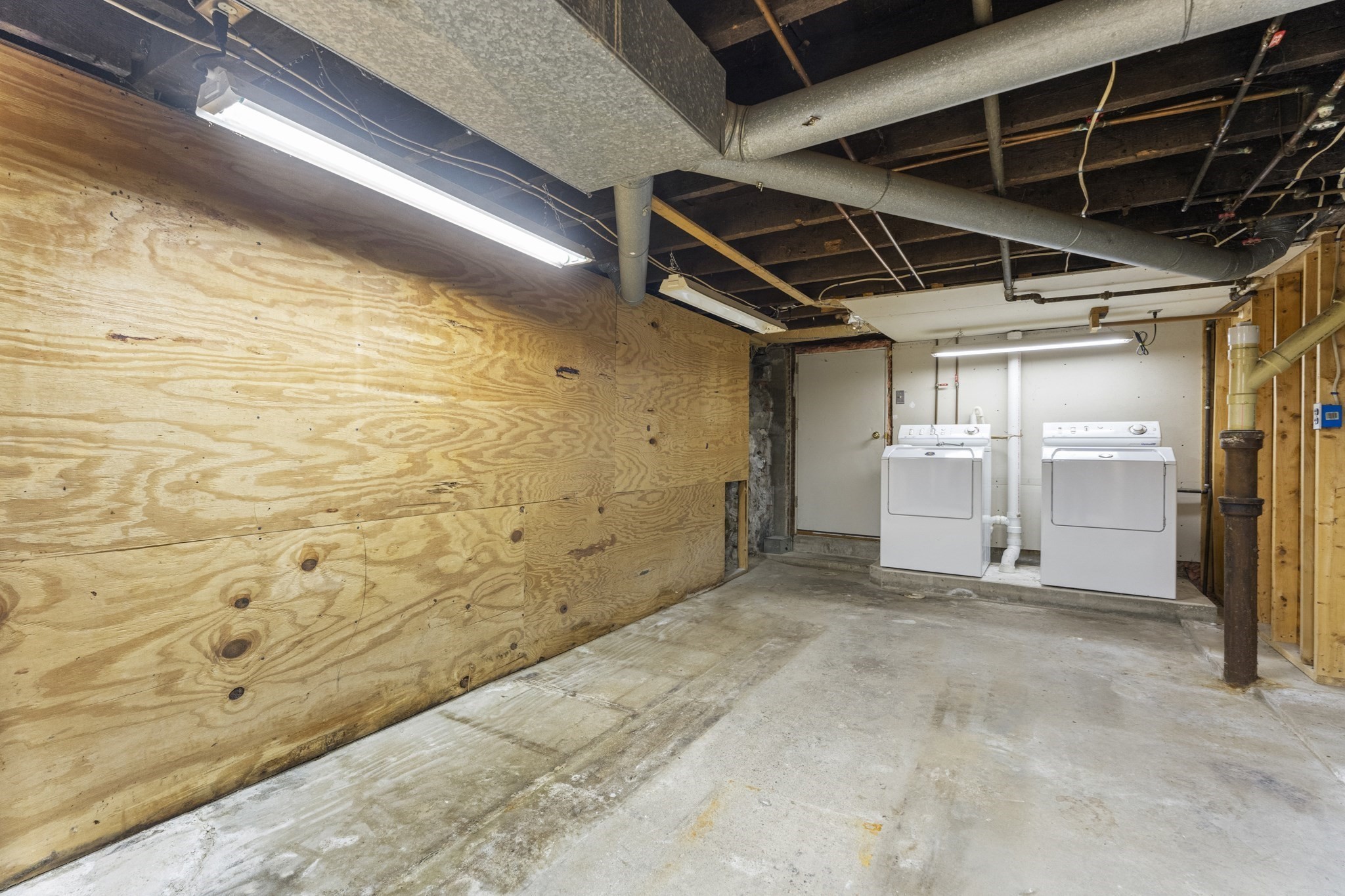 87 Neil Street, Marlborough, MA 01752 - Image 27