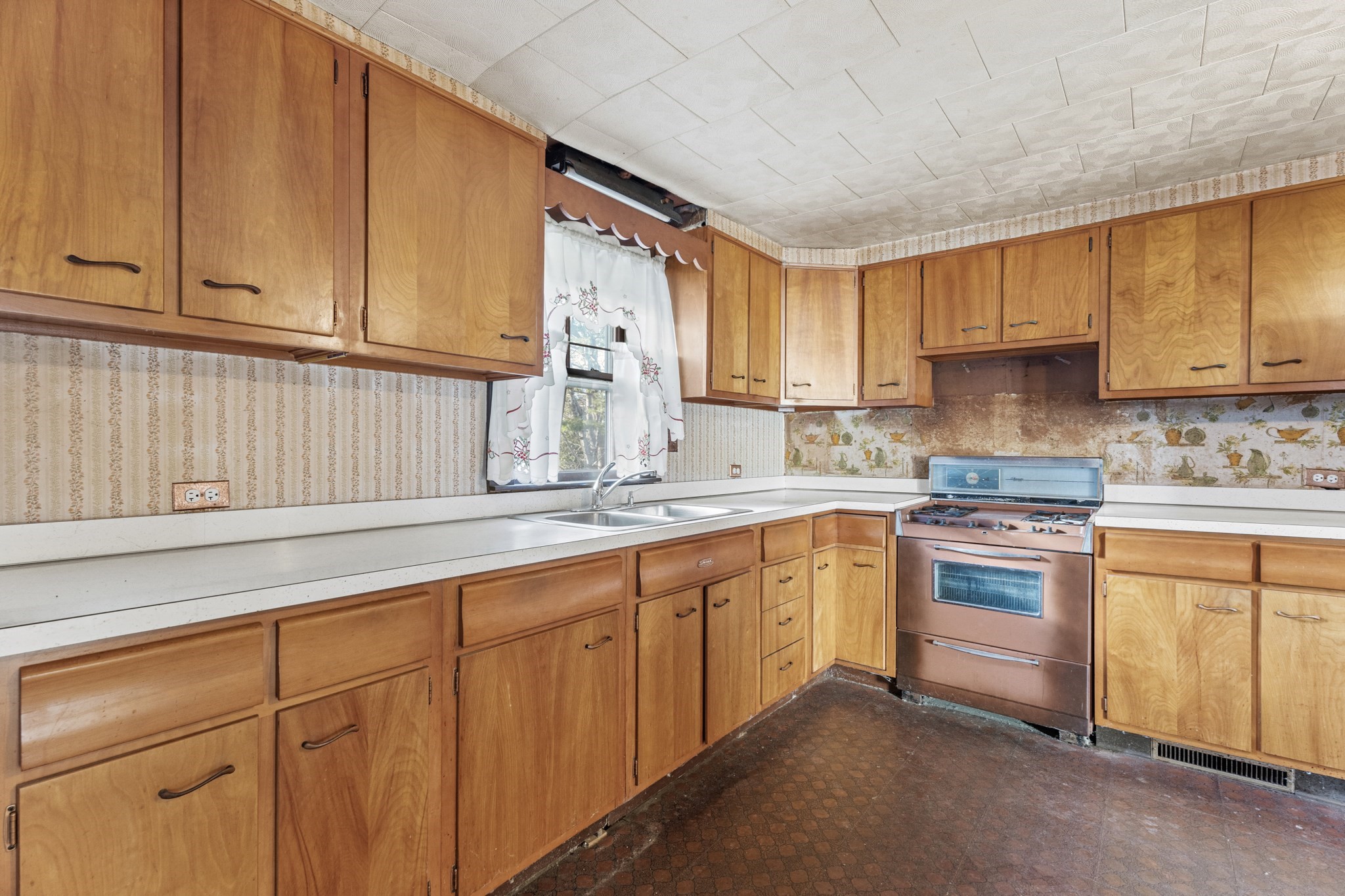 87 Neil Street, Marlborough, MA 01752 - Image 10