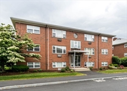 32 Whitman Rd, Apt 1-2