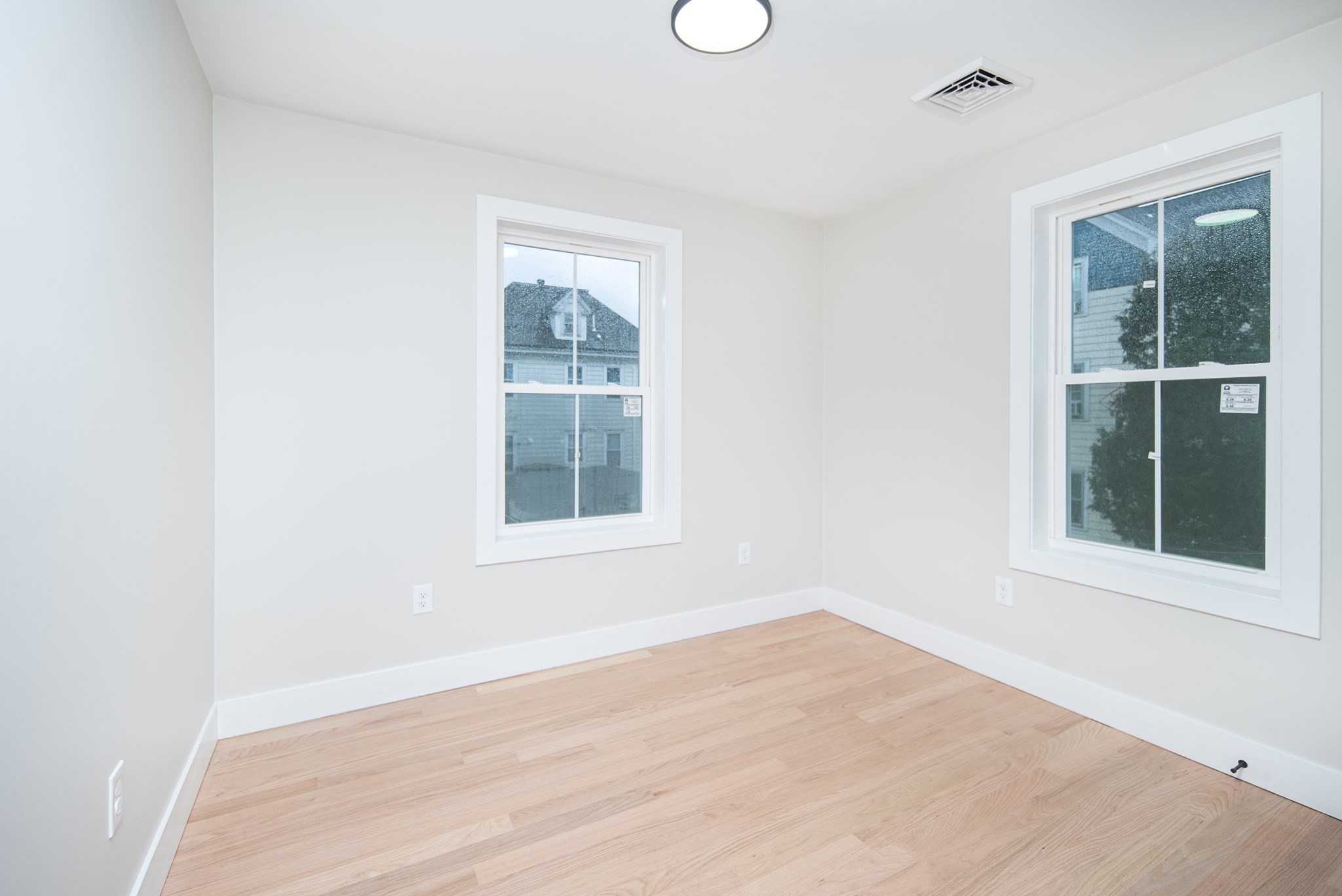 29 Dunford St, Providence, RI 02909 - Image 16