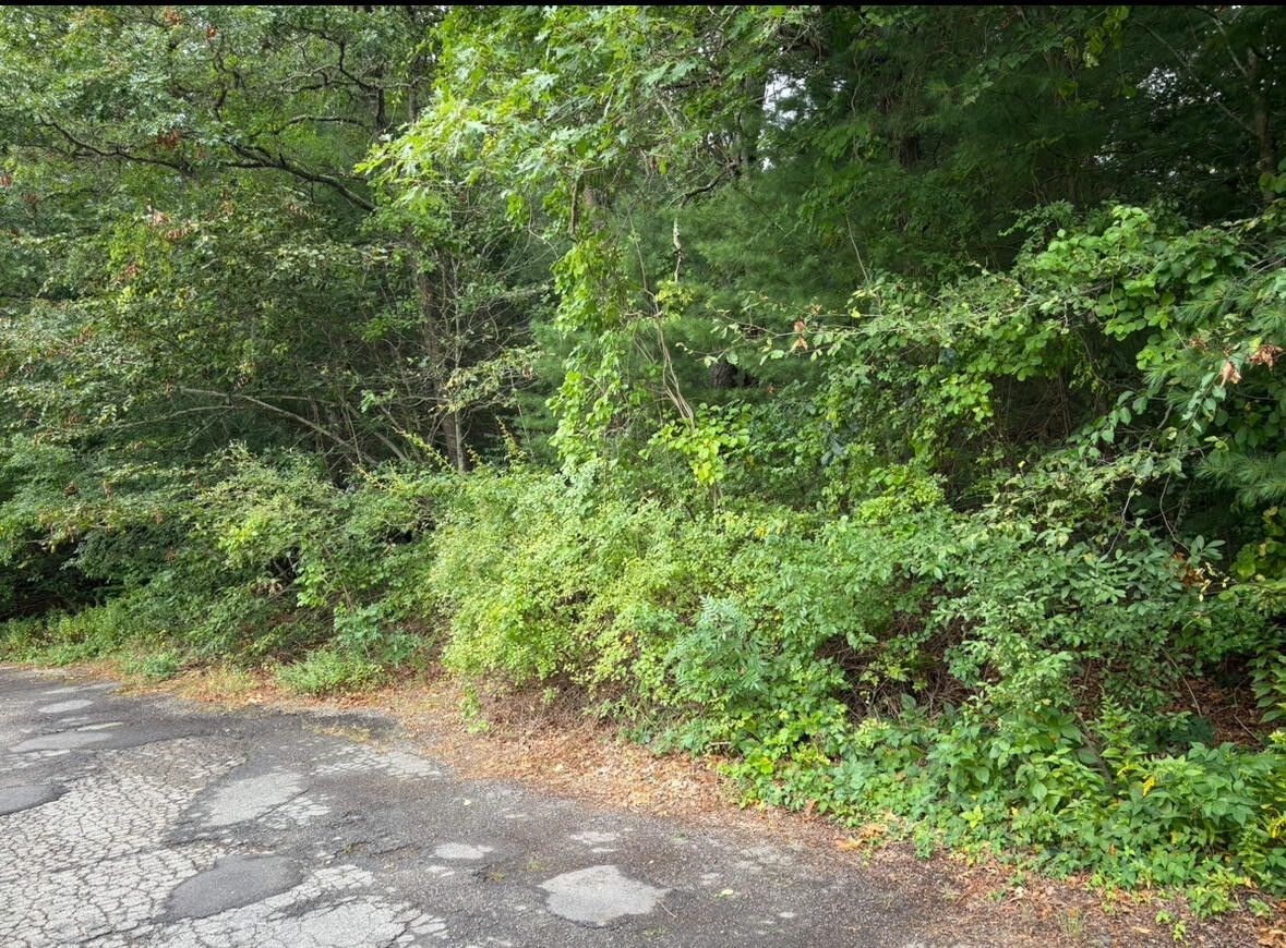 75 Bob White Run, Barnstable, MA 02635