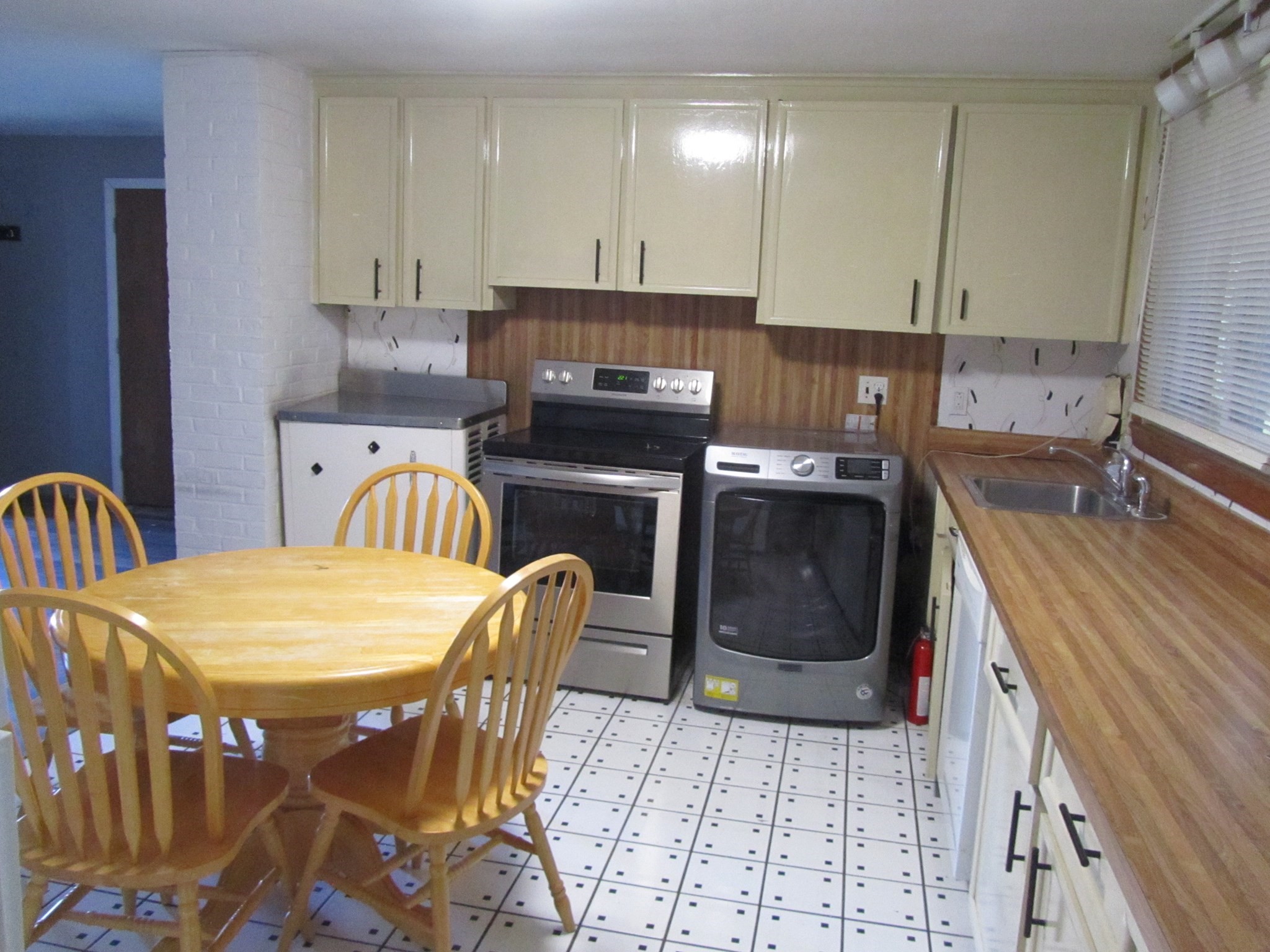 19 Ruth Rd, Brockton, MA 02302 - Image 5