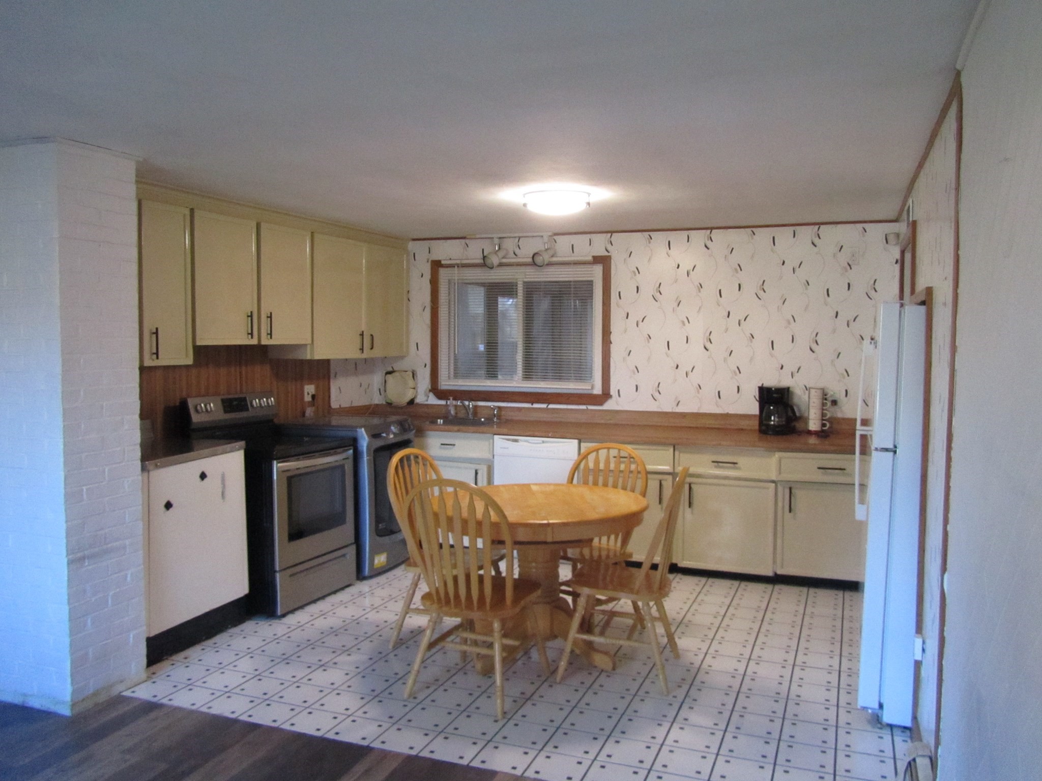 19 Ruth Rd, Brockton, MA 02302 - Image 6